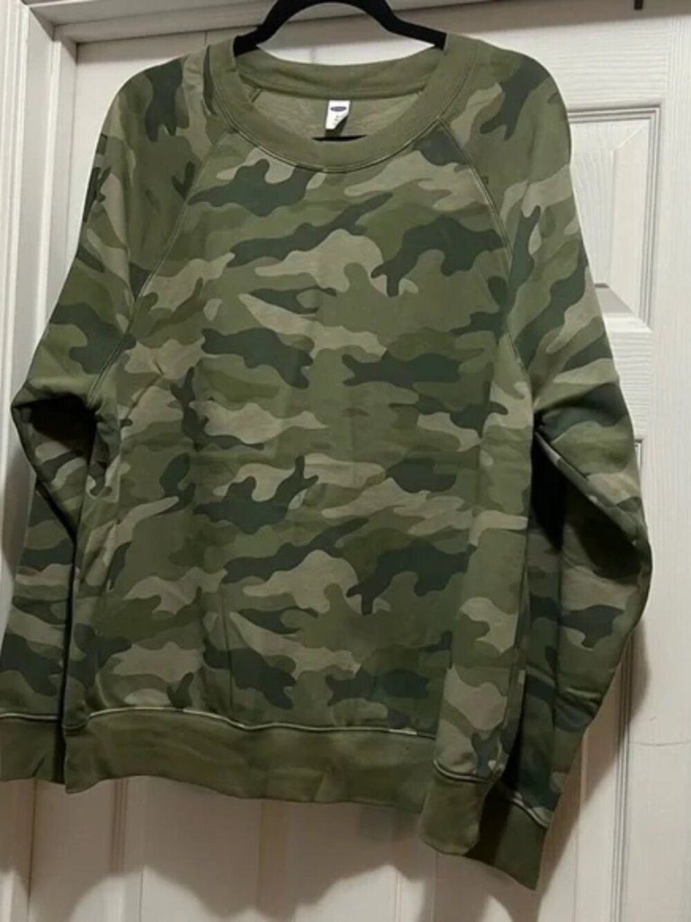Old Navy Green Camo Sweatshirt - XL